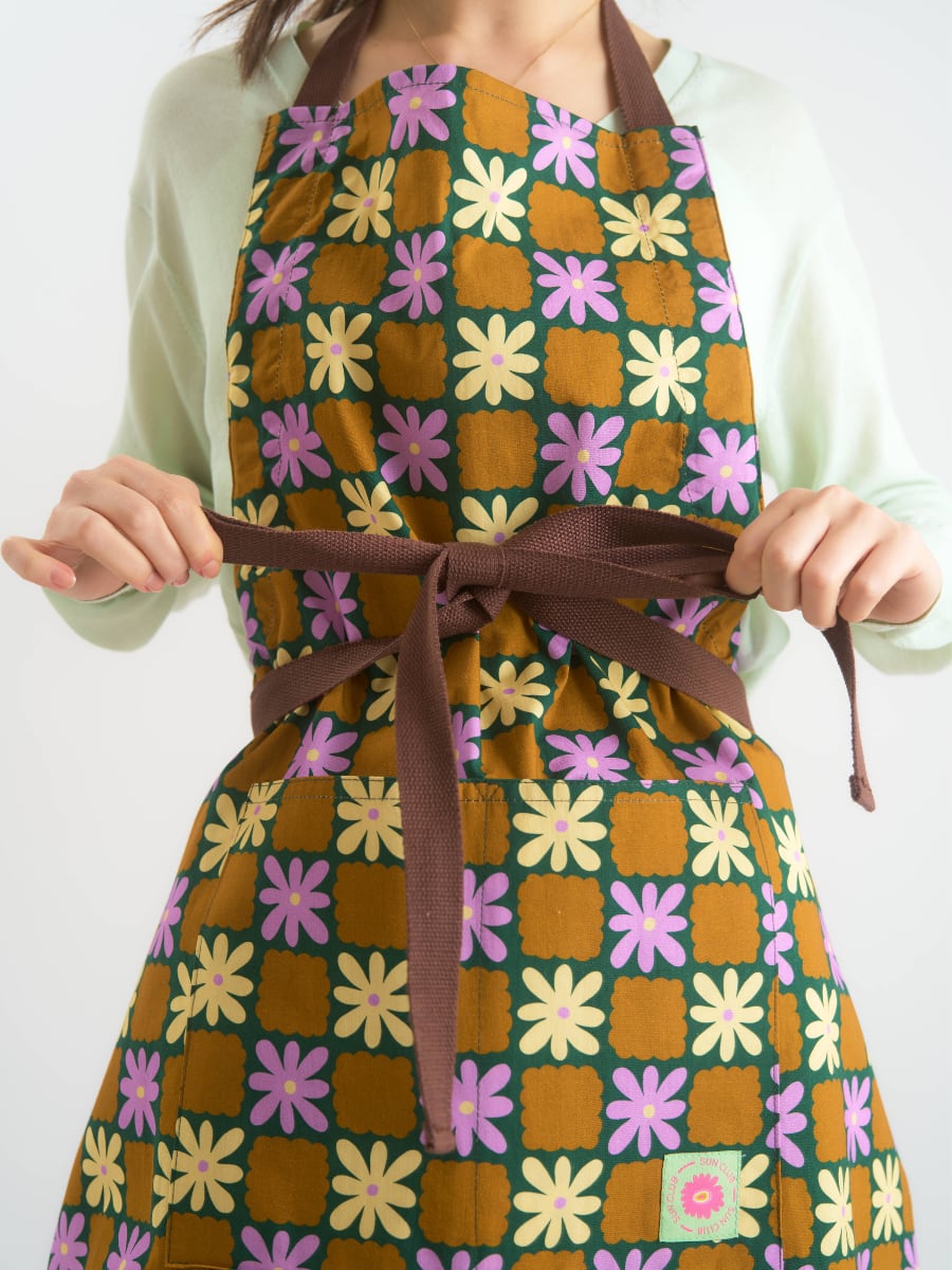 APRON