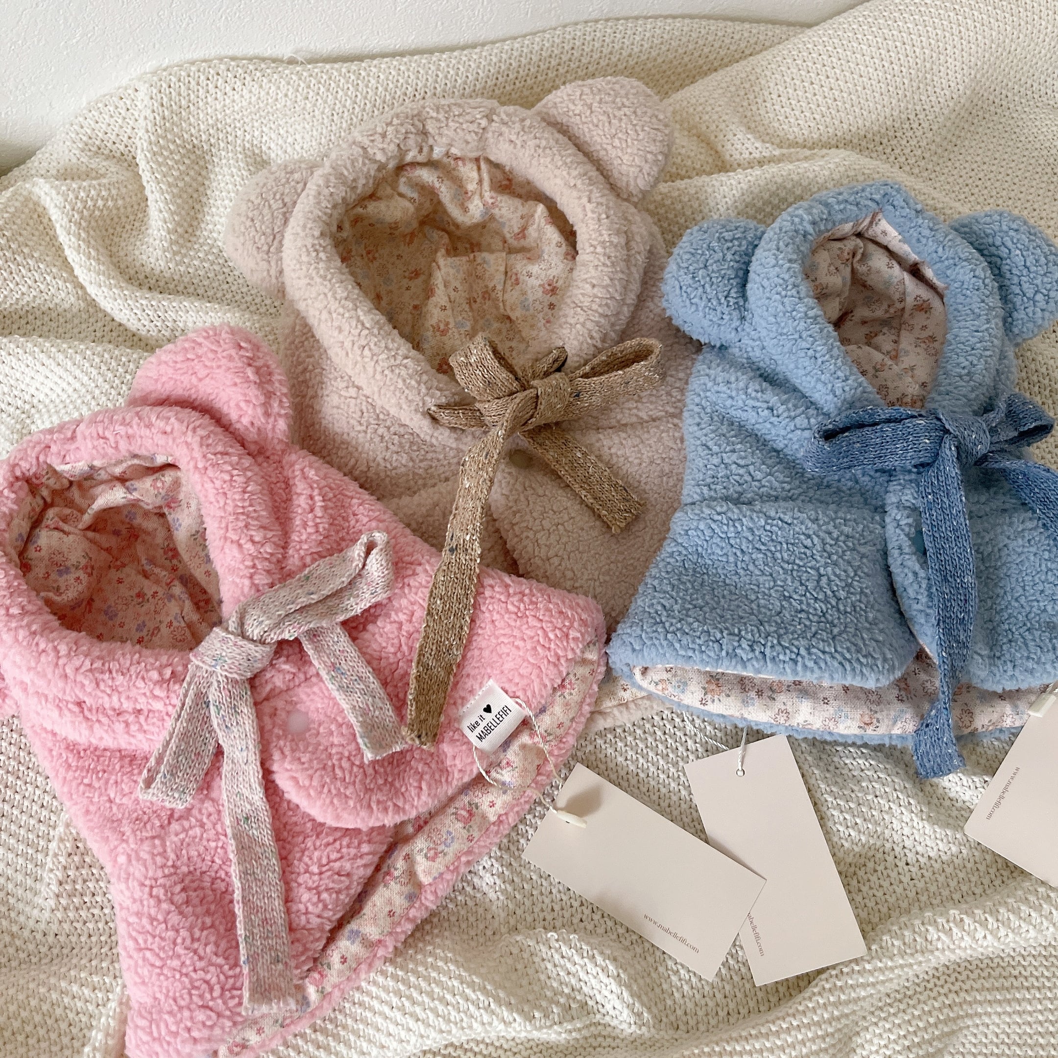 マフラー＆帽子の
「2way」