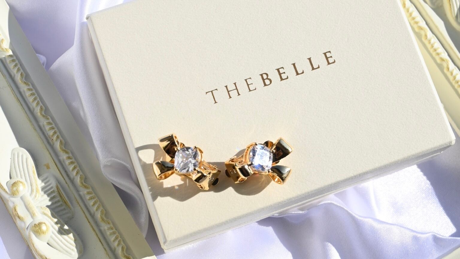 THE BELLE