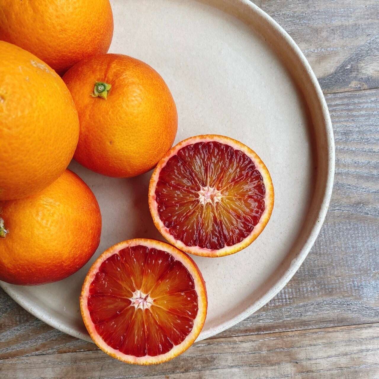 栽培期間中農薬不使用！
今年もブラッドオレンジが届きました！【くぼた農園工房】