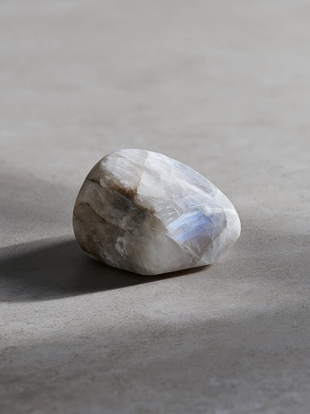 RAINBOW MOONSTONE