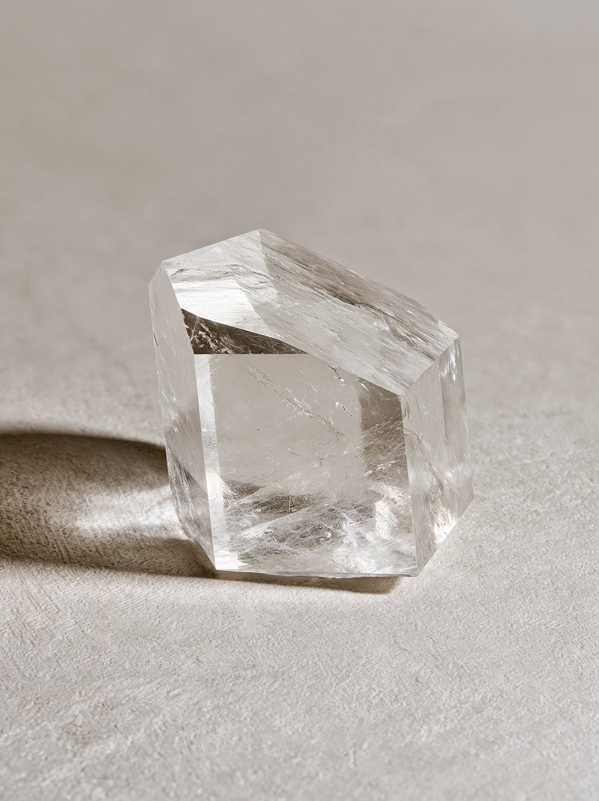 WHITE TOPAZ