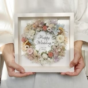 本物の植物でつくる、長く飾れるフラワーフレーム。