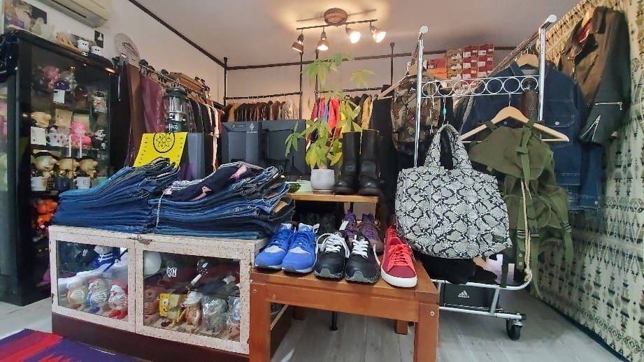 USED SHOP RAMBLE 古着