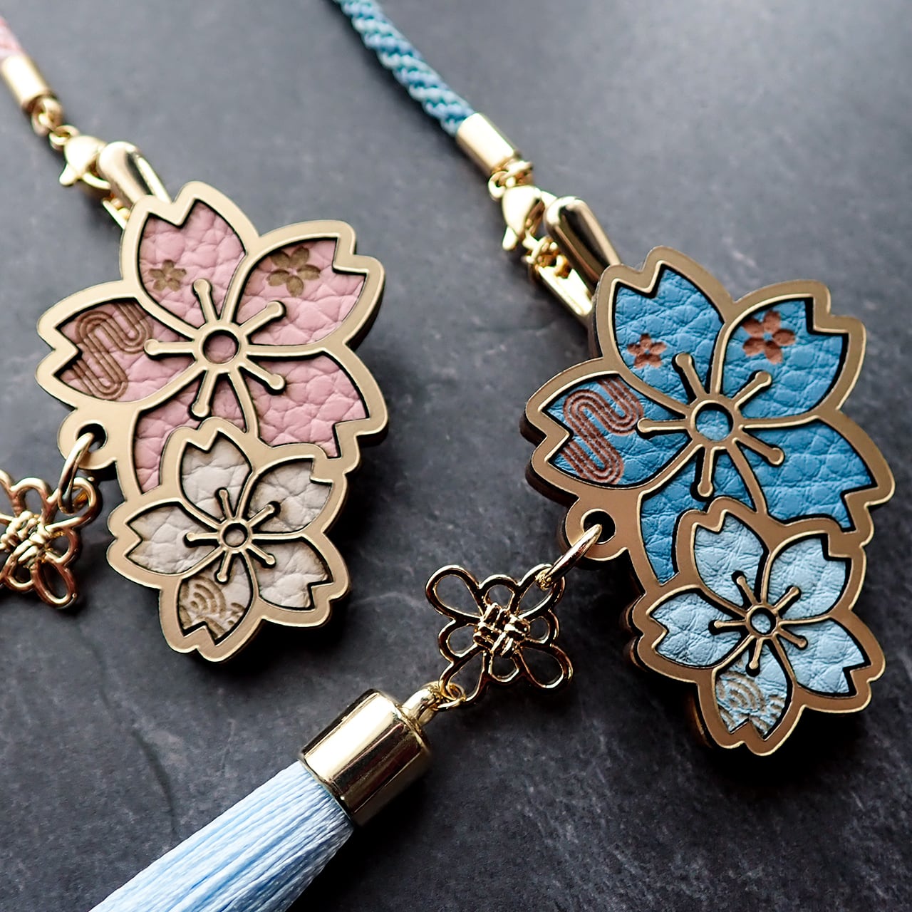 新作!<br>
新作「夢見桜・月影桜」の羽織紐<br>