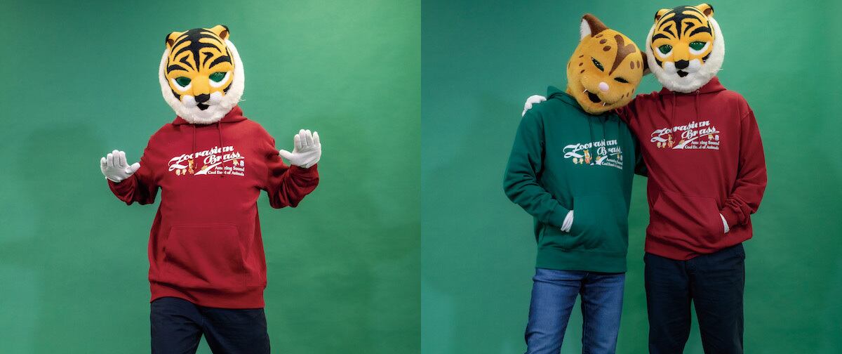 送料無料 紺色チェック襟×ライオン柄 襟付きスタイ