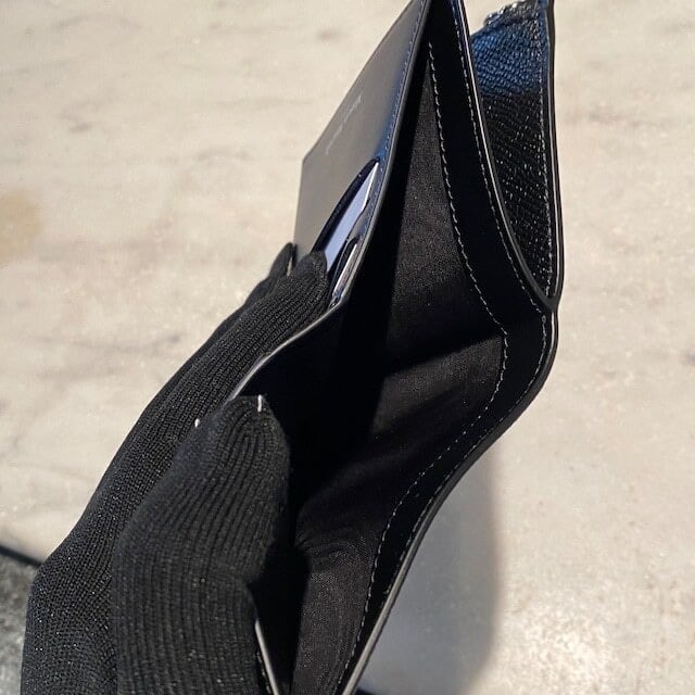 Maison Margiela/メゾンマルジェラ】「フリップフラップスモール Maison Margiela/メゾンマルジェラ】「フリップフラップスモール