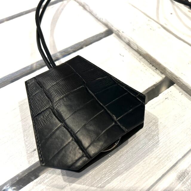 Maison Margiela【メゾン マルジェラ 】 HANG KEY CASE のご紹介 Maison Margiela【メゾン マルジェラ 】 HANG KEY CASE のご紹介