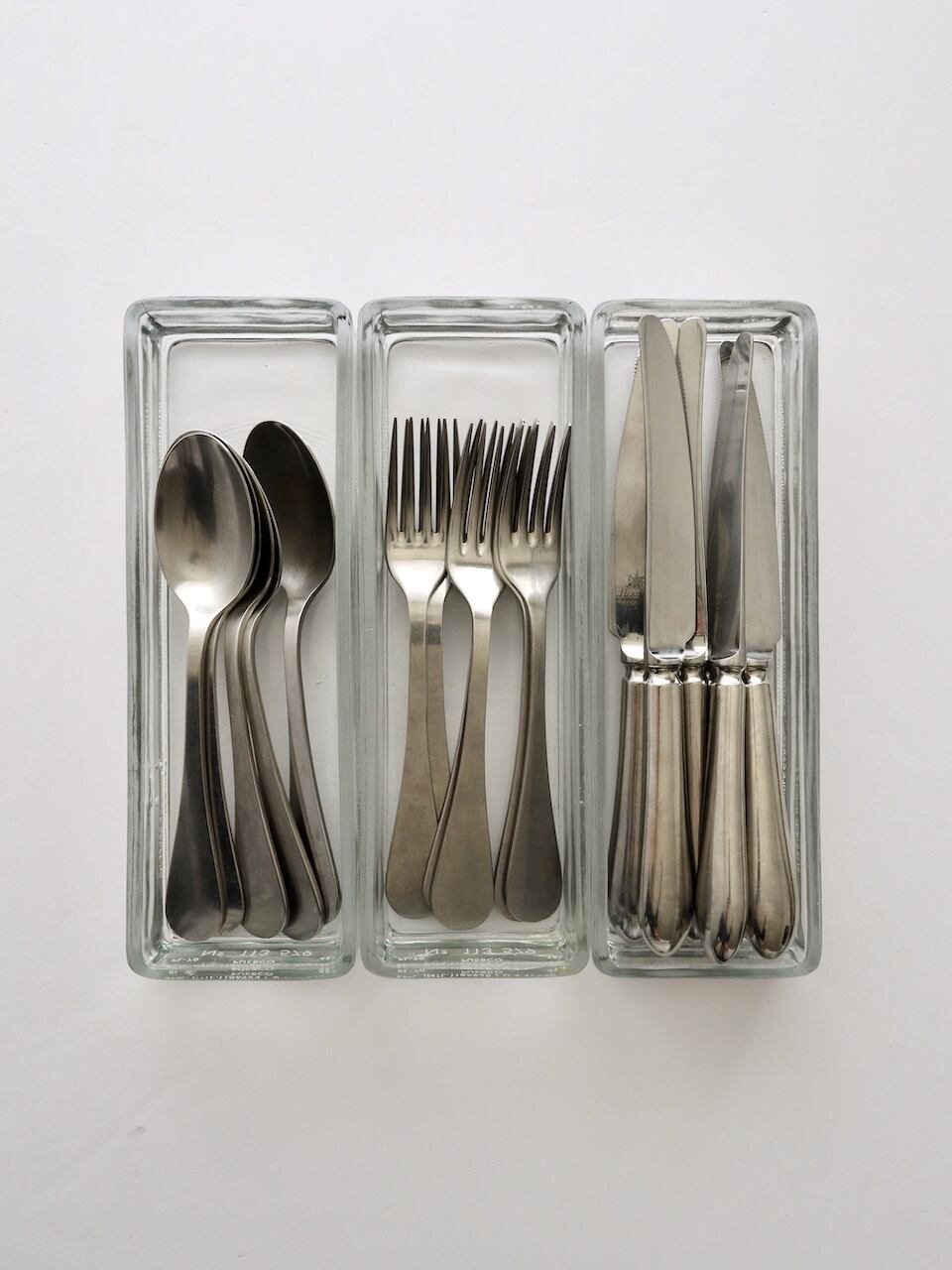 ガラス製 スタッキング オーガナイザー | Sensitivity and Boldness