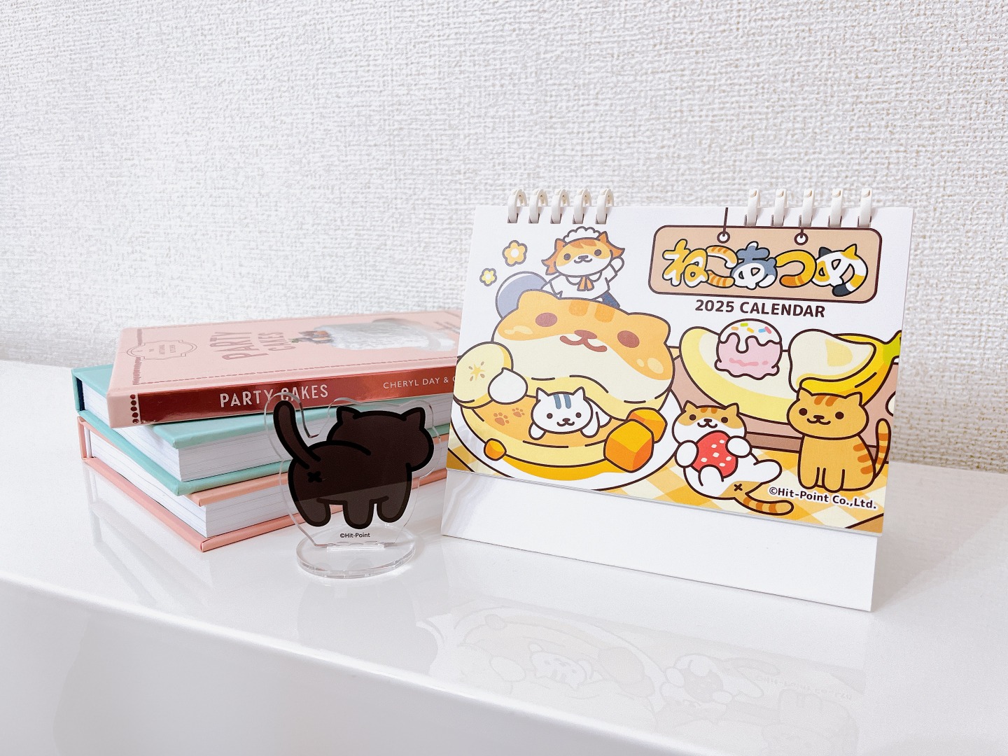 新商品】ねこあつめ 2025年度版カレンダー＆アクリル
