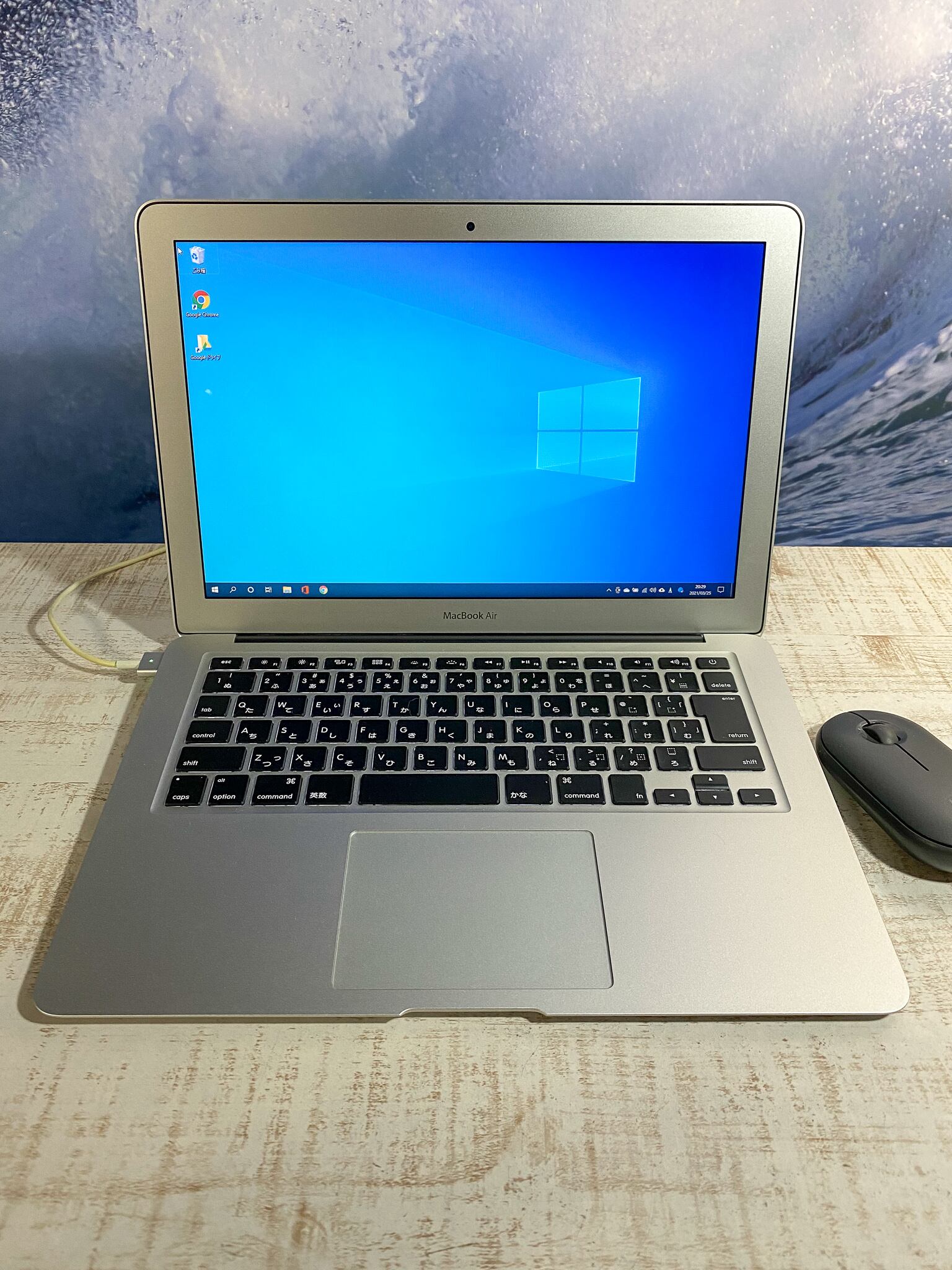 早割 万博 MacBook Air 2015 13インチモデルを改造して使っています MacBook本体