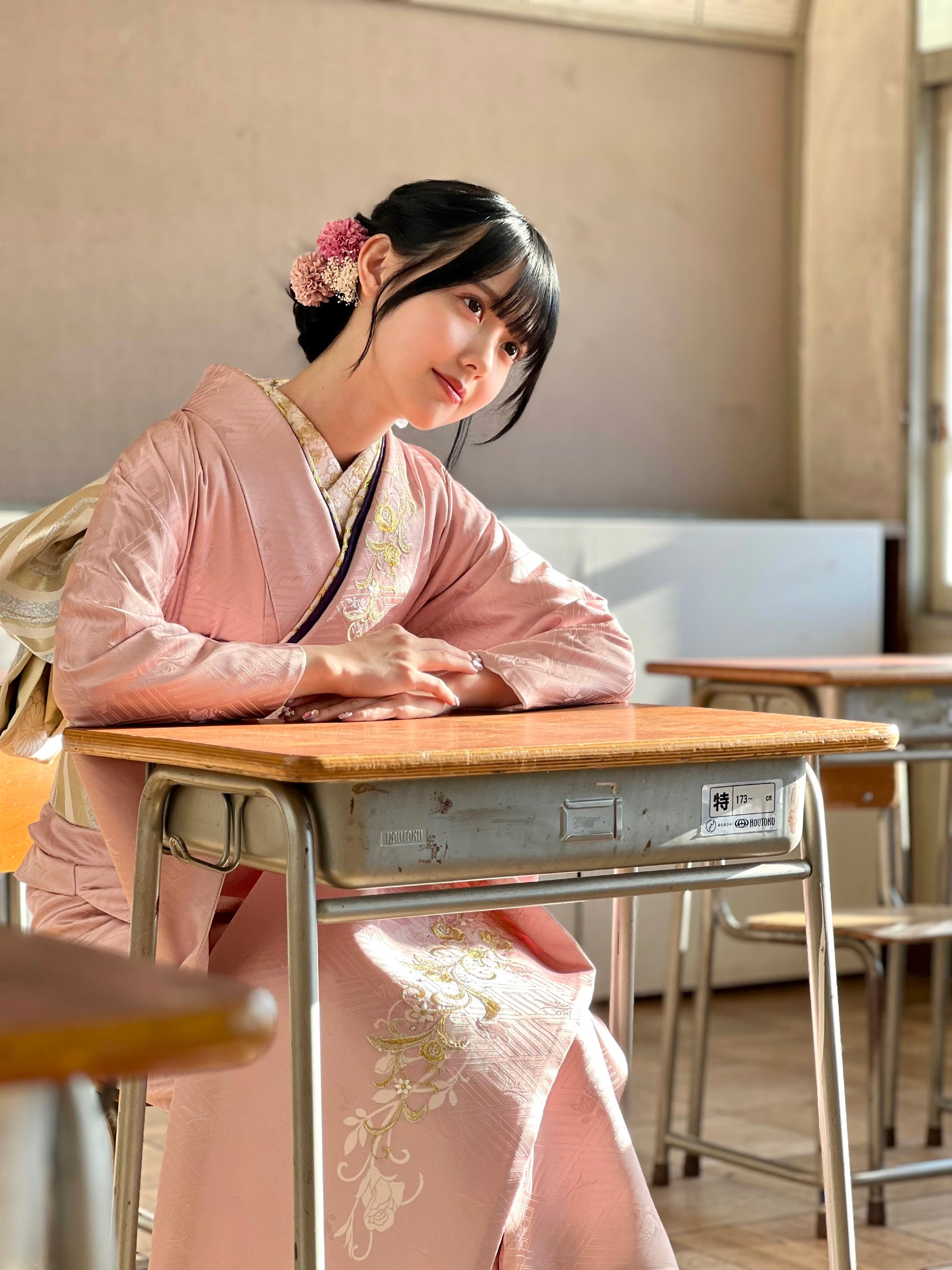 松本ももなさま(高嶺のなでしこ)B.L.T.MOOKにてKIMONO LARMEご着用 