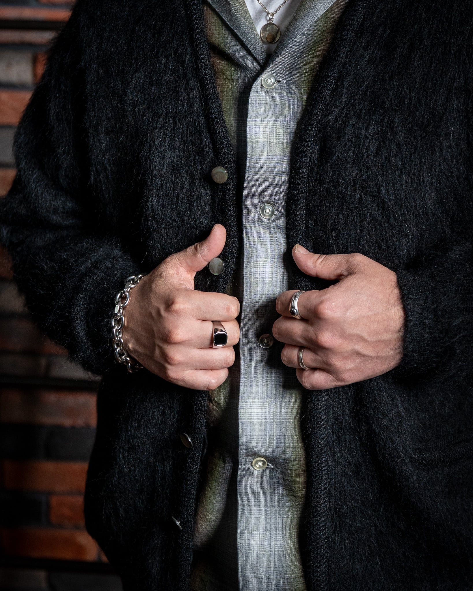 A.R.P.® Shaggy Man™ Mohair Cardigan W/Pocketについて② | FAR EAST