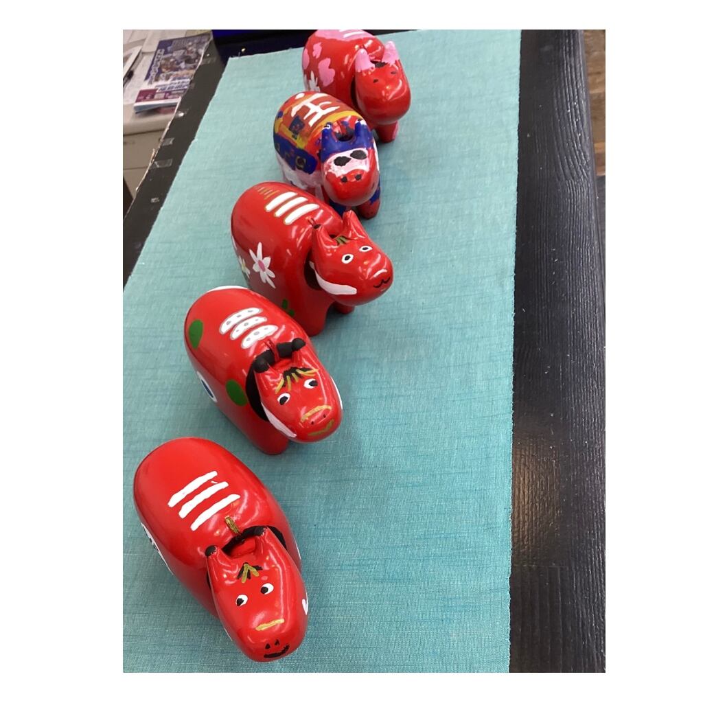 赤べこ絵付け体験の作 | 会津町方伝承館