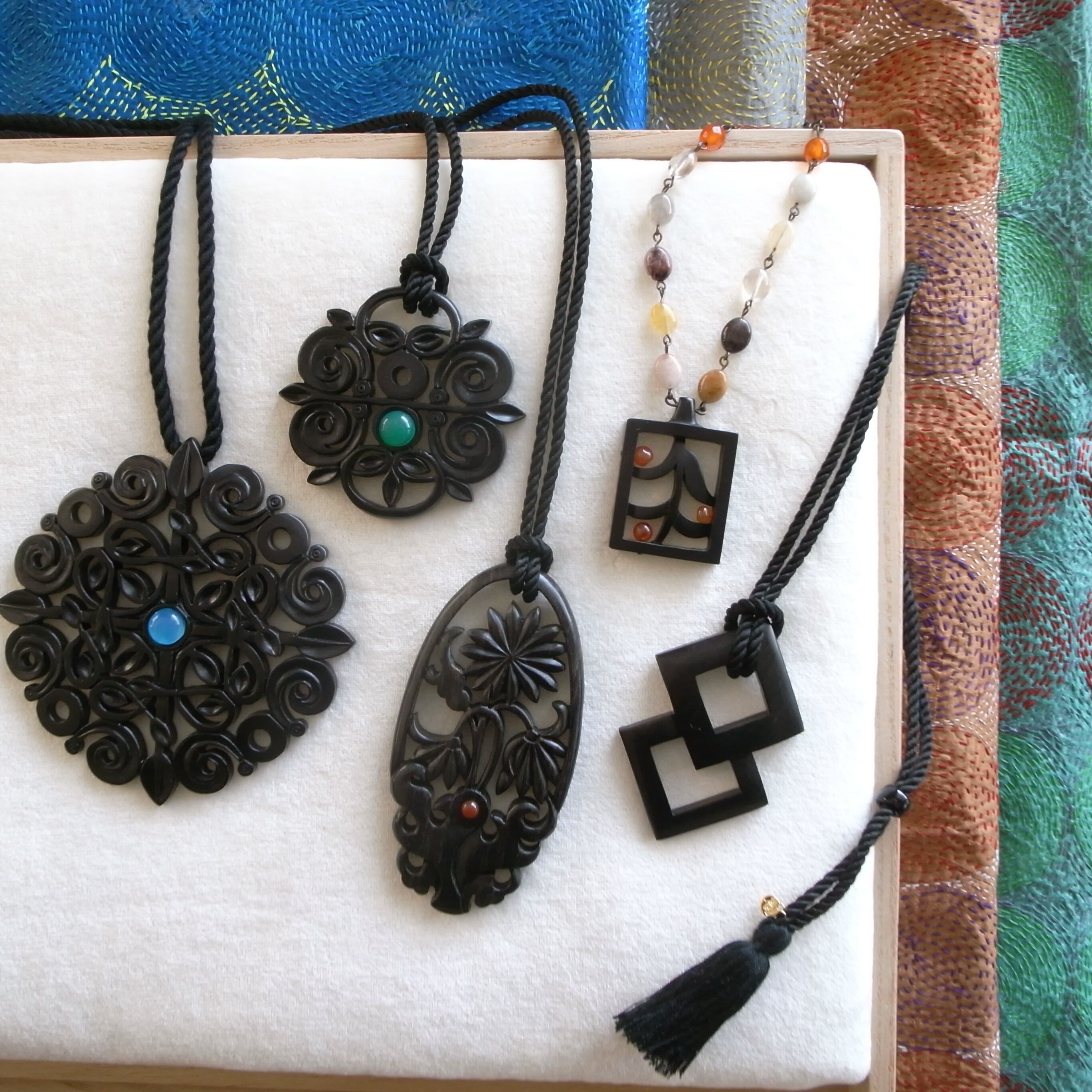 黒檀について | Bijoux Kei