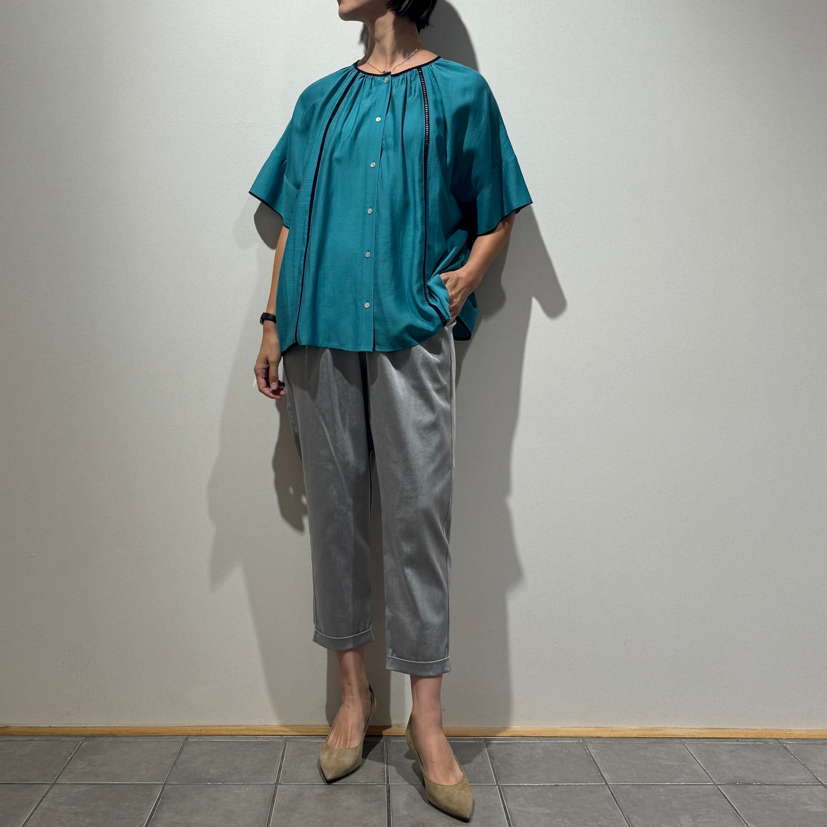 商品紹介】ギャザークロップドパンツ | トワミーオンラインショップ