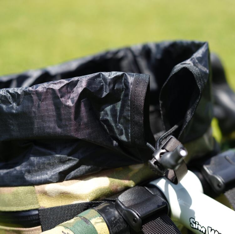 美品　タデクイ　tade qui カニンガムバック　フロントバッグ 新しいフロントバッグが最高だった【TADEQUI Cunningham】 - YouTube