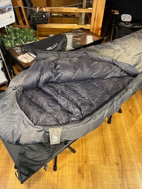 WAQ【🆕ダウンスリーピングバッグ】が登場❗️「あったか〜い