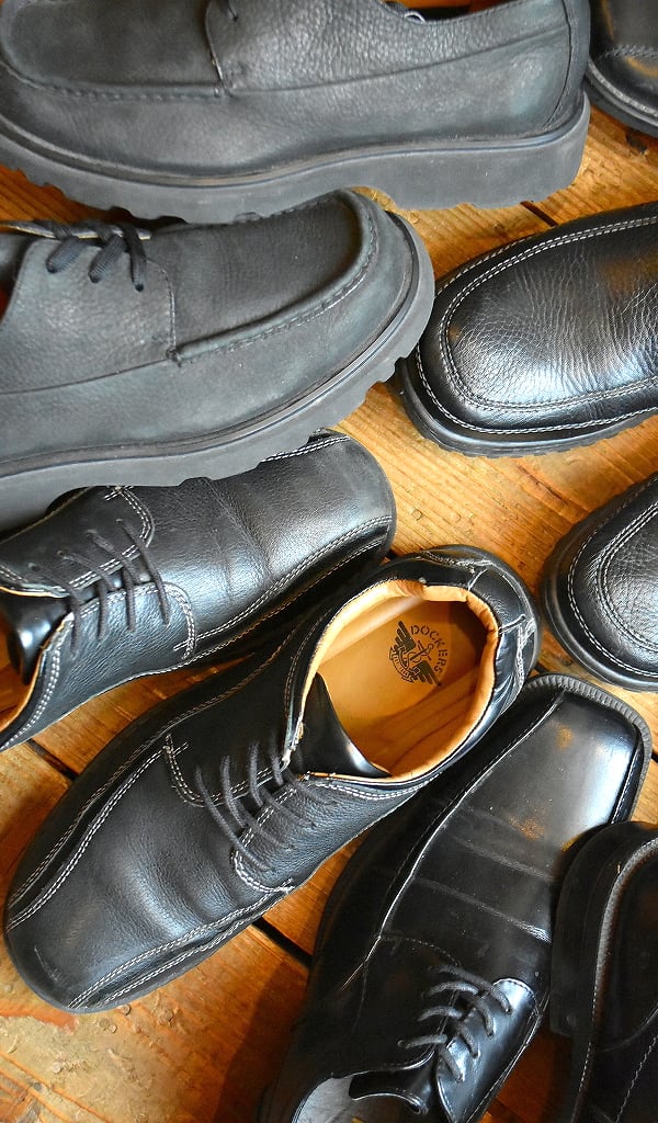 Black Leather Shoes 黒革靴】 スニーカー感覚で履ける黒レザー Black Leather Shoes 黒革靴】 スニーカー感覚で履ける黒レザー
