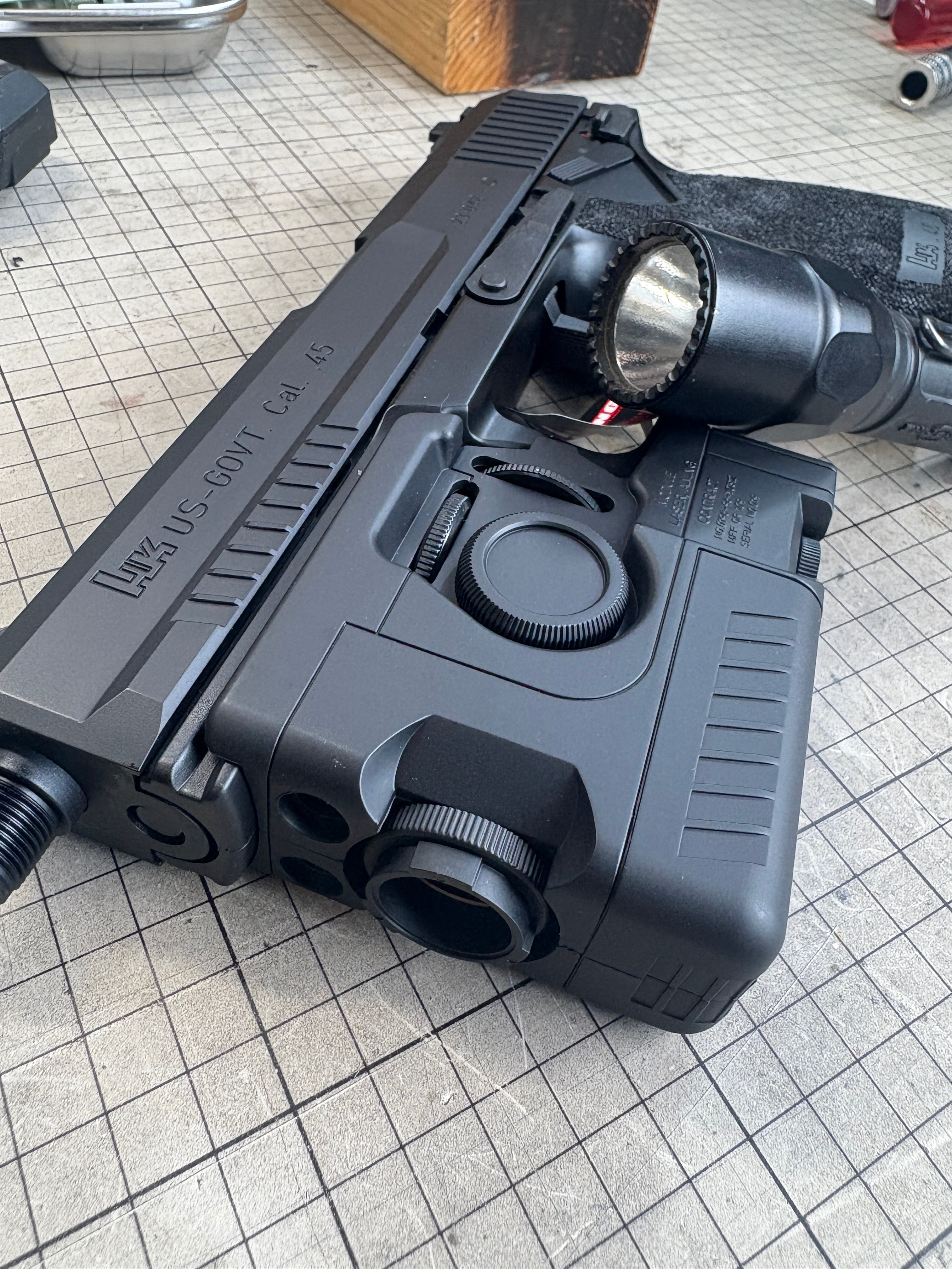 Amazon | Madbull Knight's Armament Airsoft 556QDCタイプ
