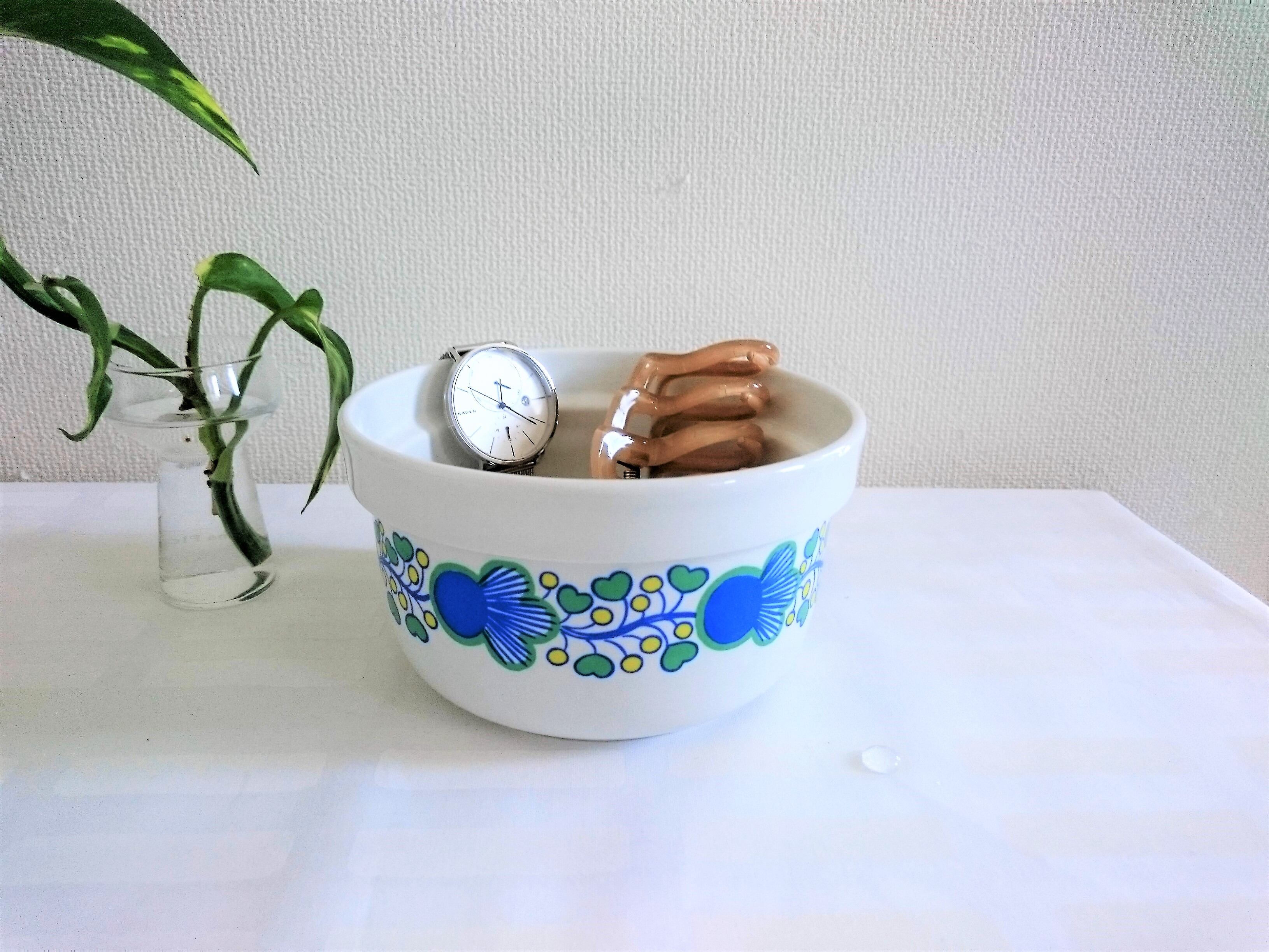 ARABIA 希少‼️フィンランド　ヴィンテージ　ボウル　アラビア　食器 北欧フィンランド「アラビア」のヴィンテージアイテム：レアなボウル