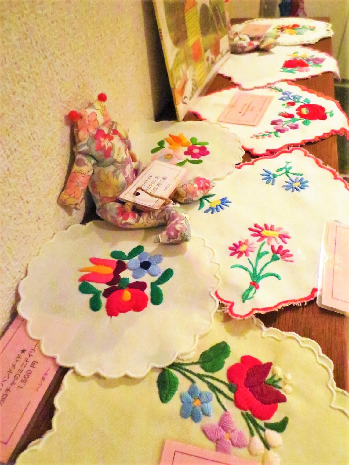洋服だけじゃない♪インテリア使いしたいハンガリー刺繍 洋服だけじゃない♪インテリア使いしたいハンガリー刺繍