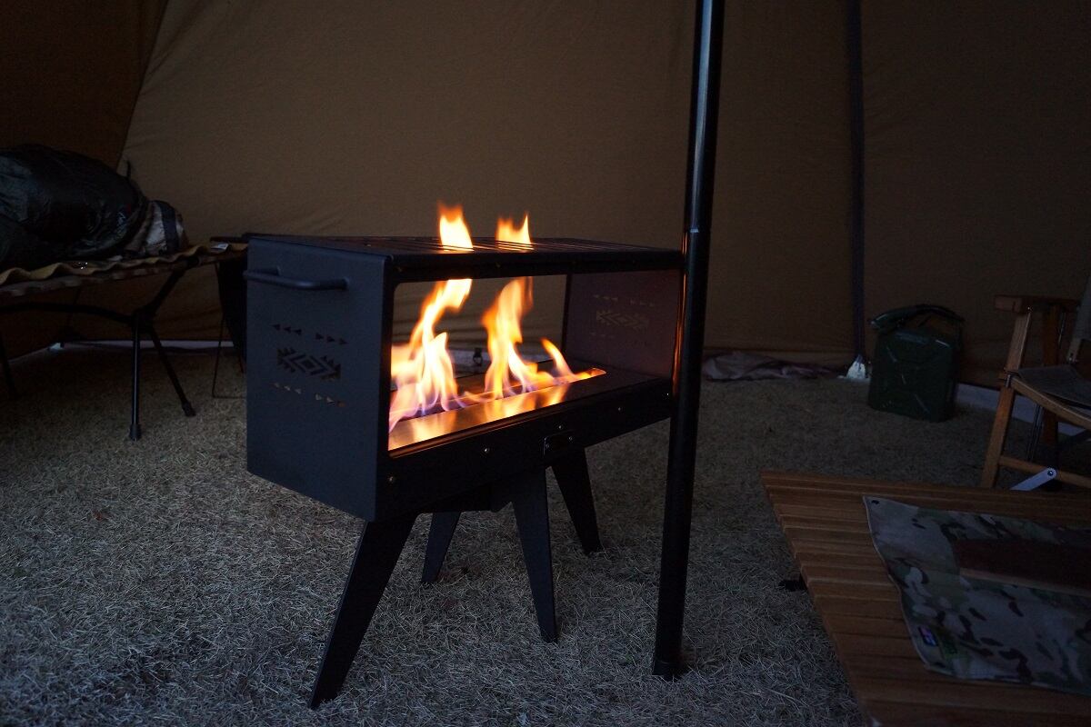 煙突の要らない暖炉？ テント内で安全に使える次世代暖炉。CAMPOOPARTS