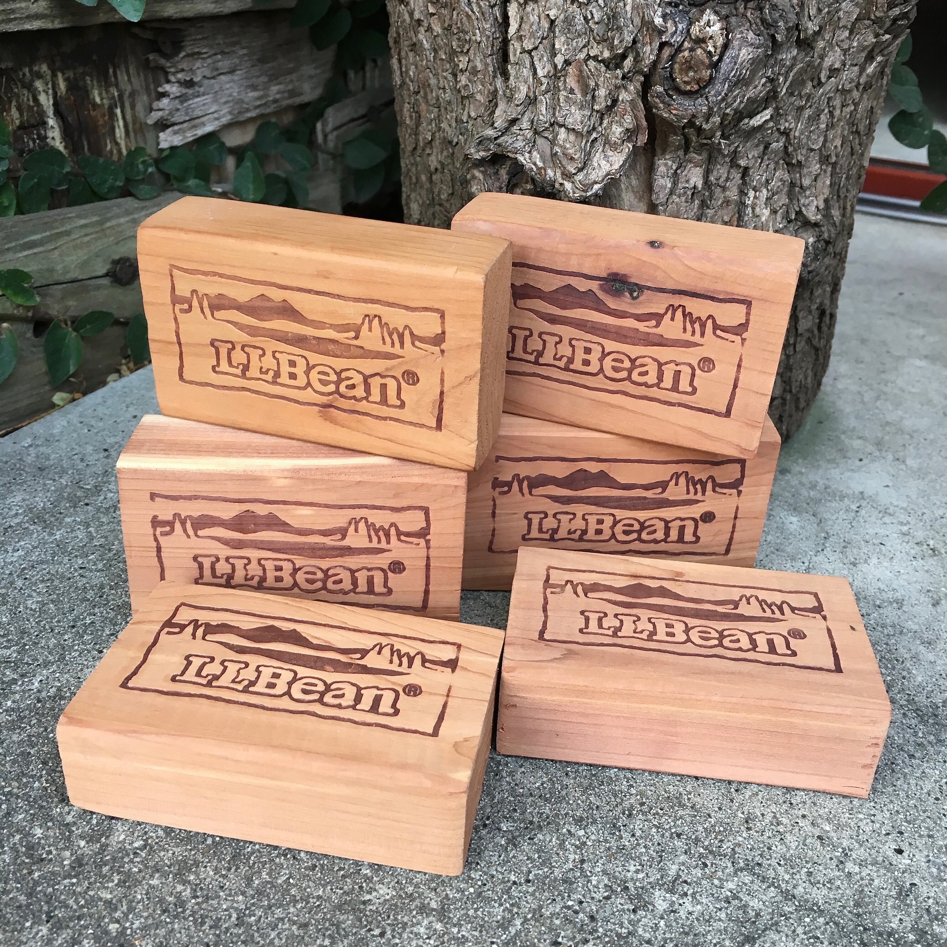 L.L.Bean : Vintage CEDAR BLOCK | W E L C O