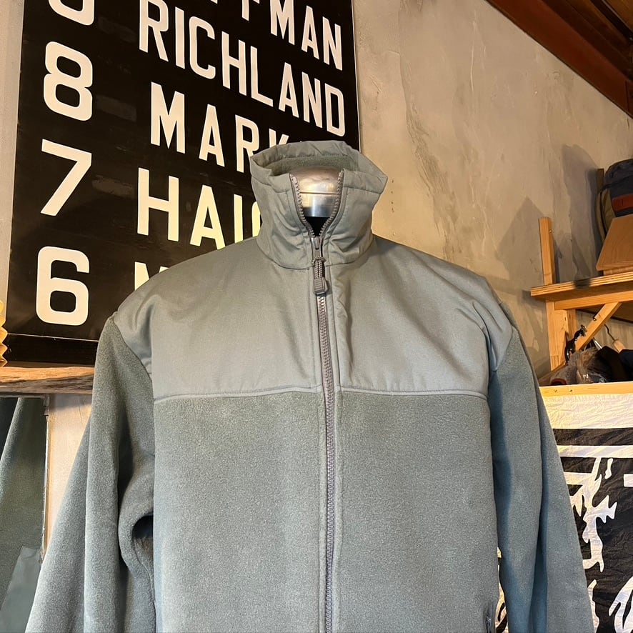 Polartec classic 300 jacket deals