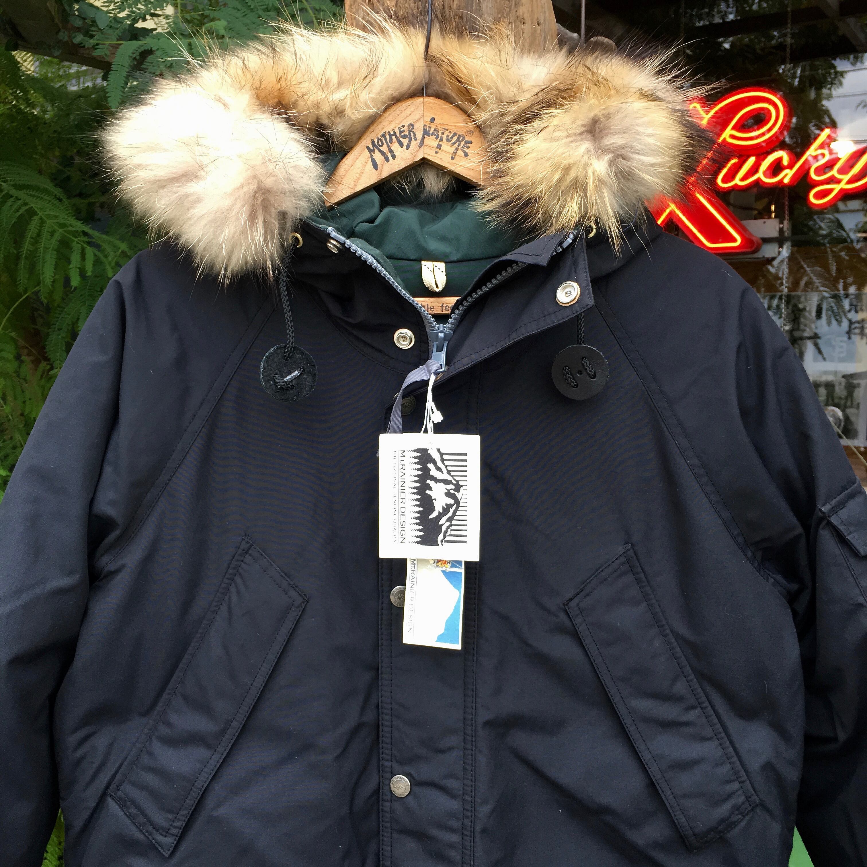 MT RAINIER DESIGN : GLACIER DOWN JACKET | W E L C O