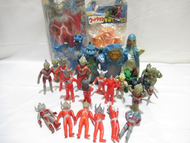 ブルマァク ミニソフビ ウルトラマン手踊りなど ヤフオクにて1円 ブルマァク ミニソフビ ウルトラマン手踊りなど ヤフオクにて1円