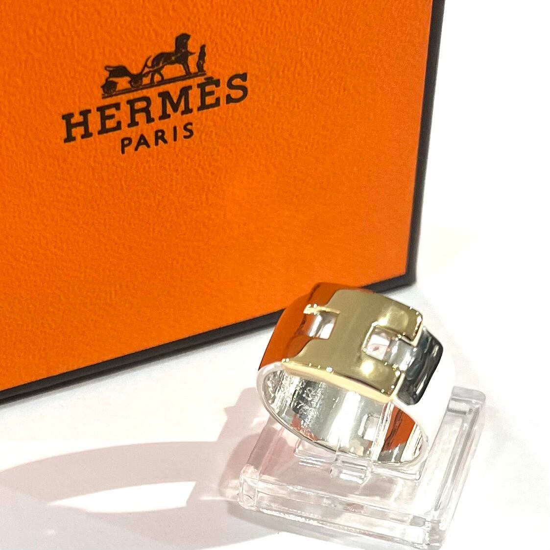 今欲しいゴールドコンビ。HERMÈS「ヘラクレス」リング｜時代を超えて