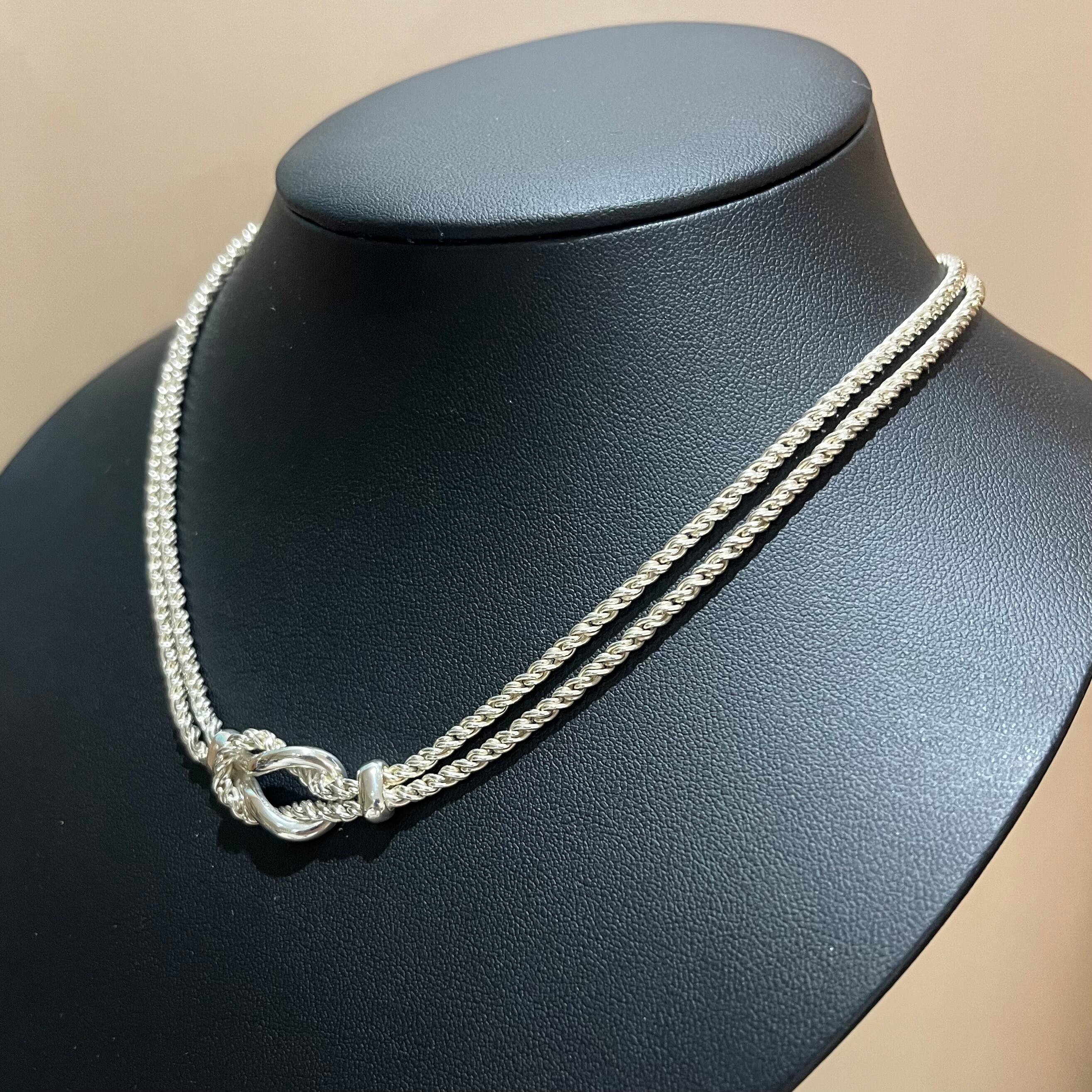 閲覧数No.1.TIFFANY&CO. 近くで見るほど分かる、 細かなロープ状の