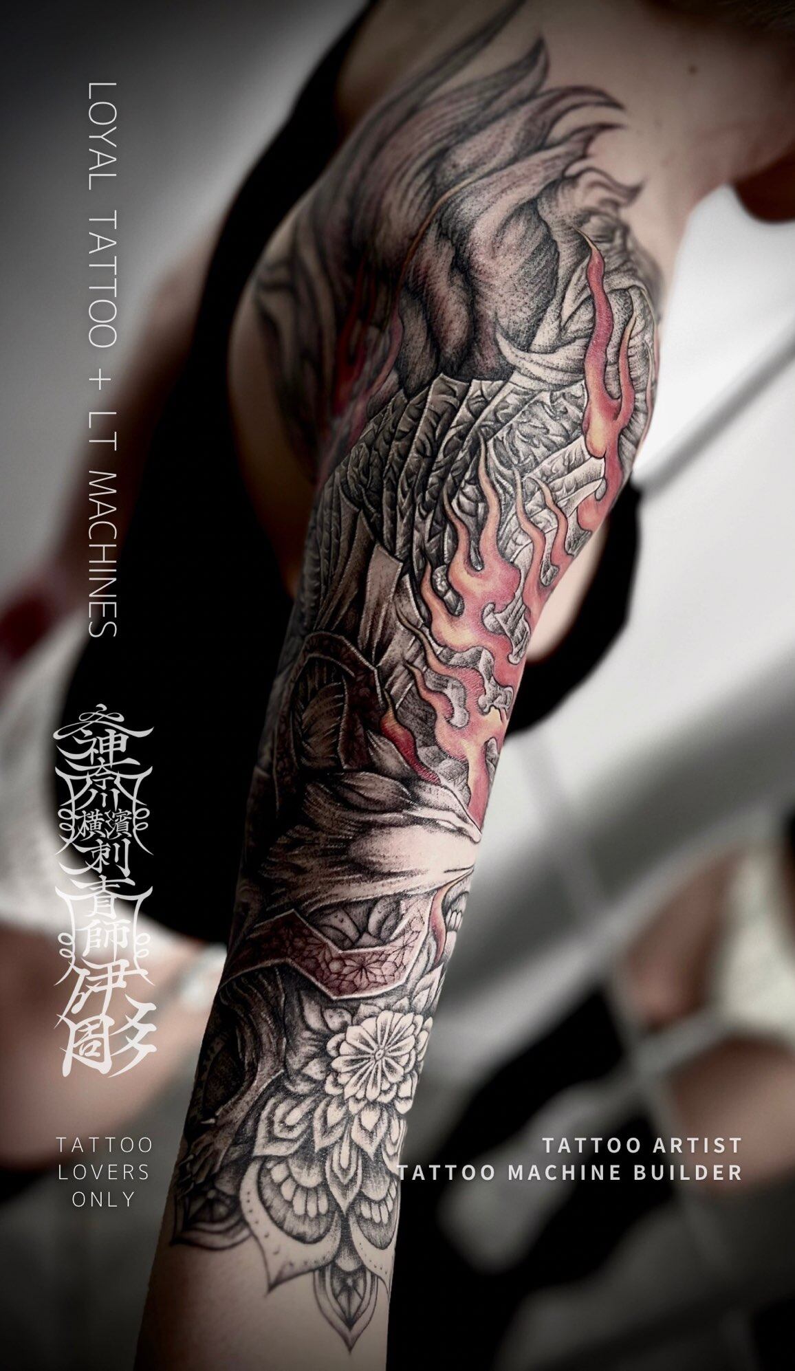 No.110 九尾狐と焔・ファインライン=ハーフスリーブタトゥー | LOYAL