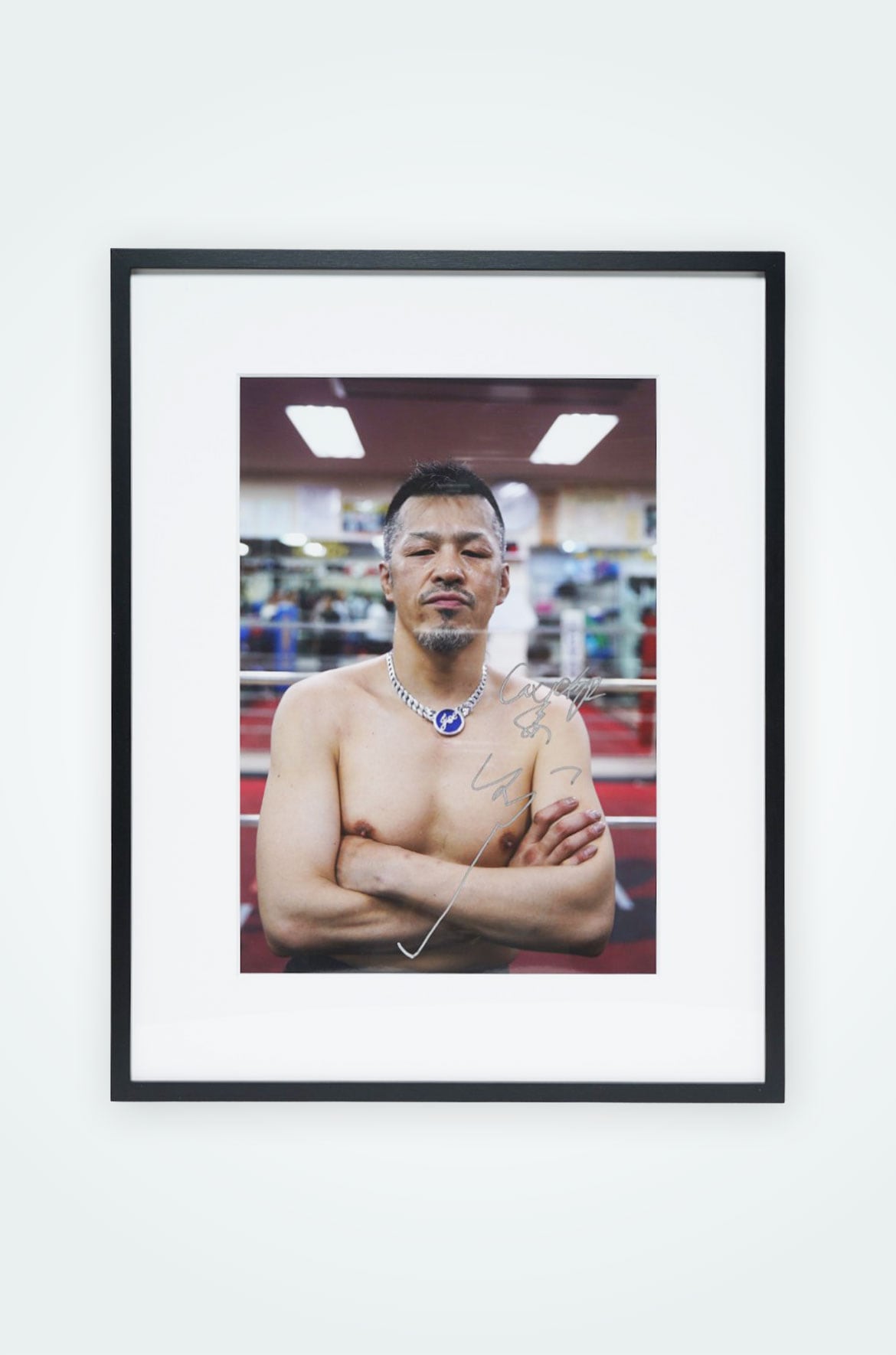 カリスマボクサー”辰𠮷𠀋一郎氏 デビュー35周年記念展 開催 カリスマボクサー”辰𠮷𠀋一郎氏 デビュー35周年記念展 開催
