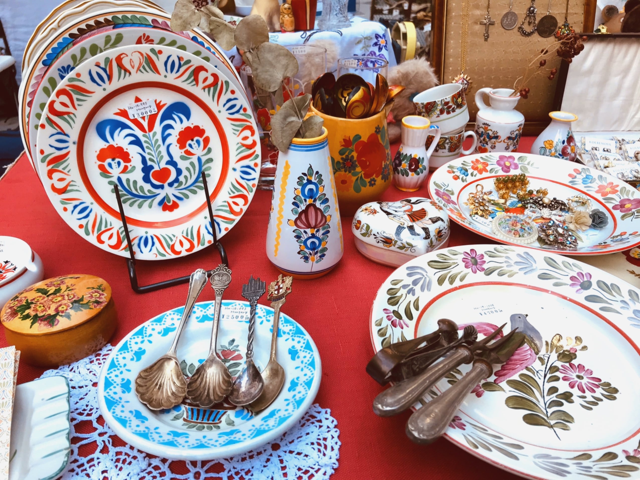 【全商品オープニング価格 特別価格】 ハンガリーの陶器 | kolbenova 