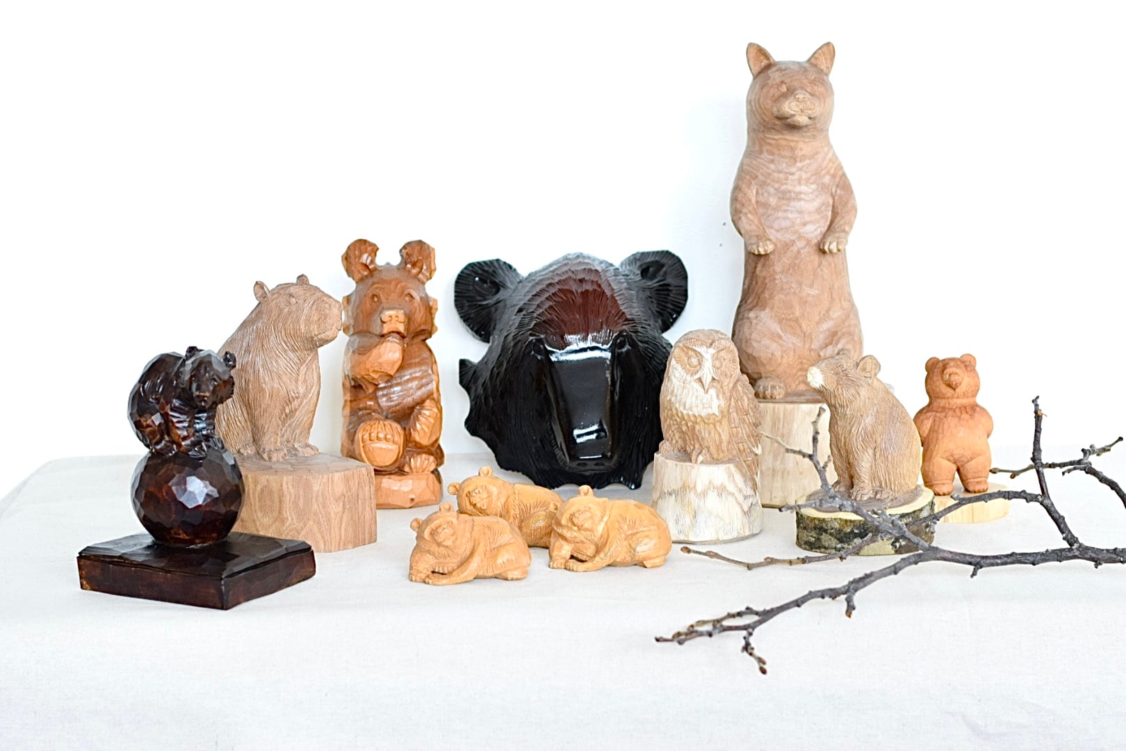 木彫りの熊 荒良作 - 美術品/アンティーク