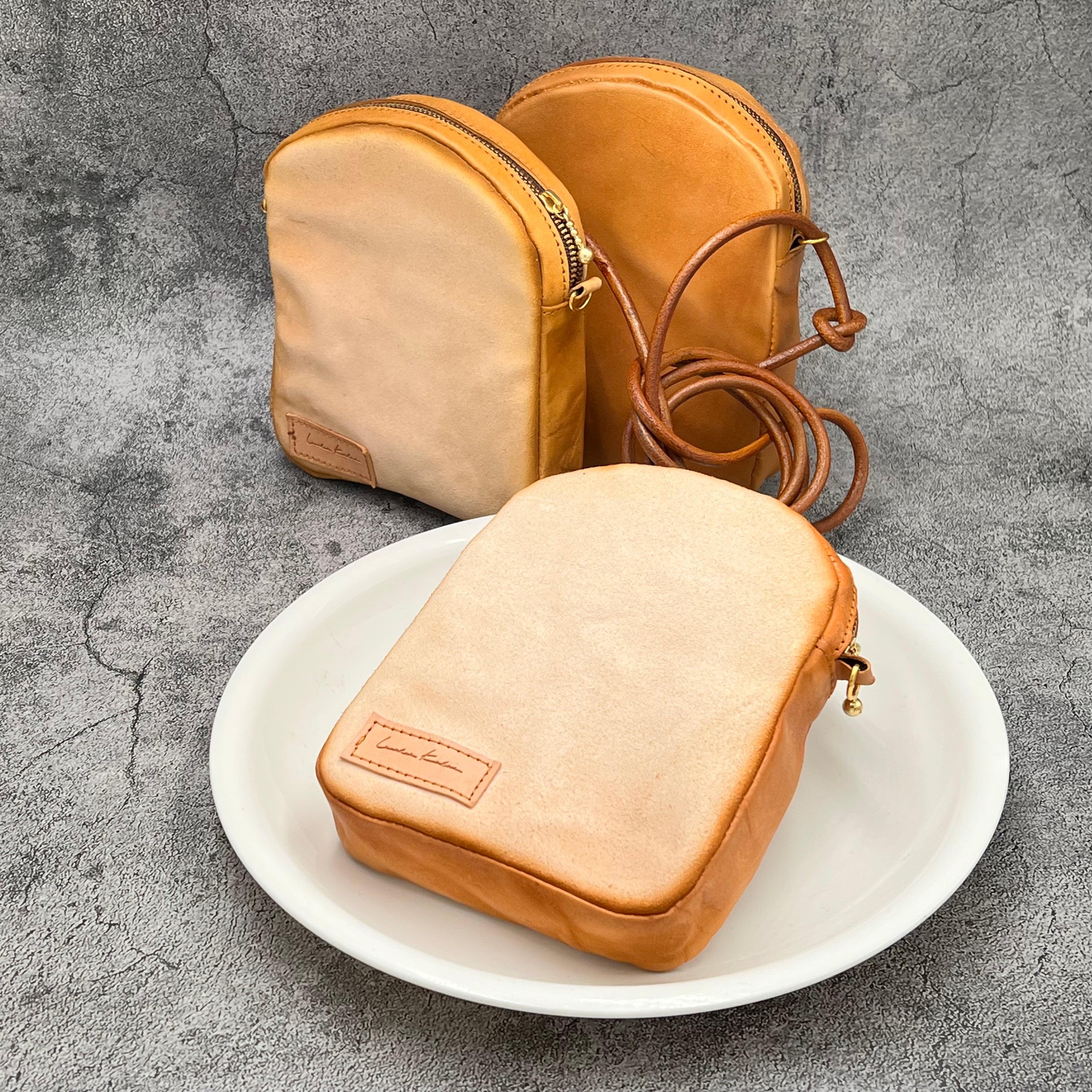 山形食パンポーチ | Leather Kakei