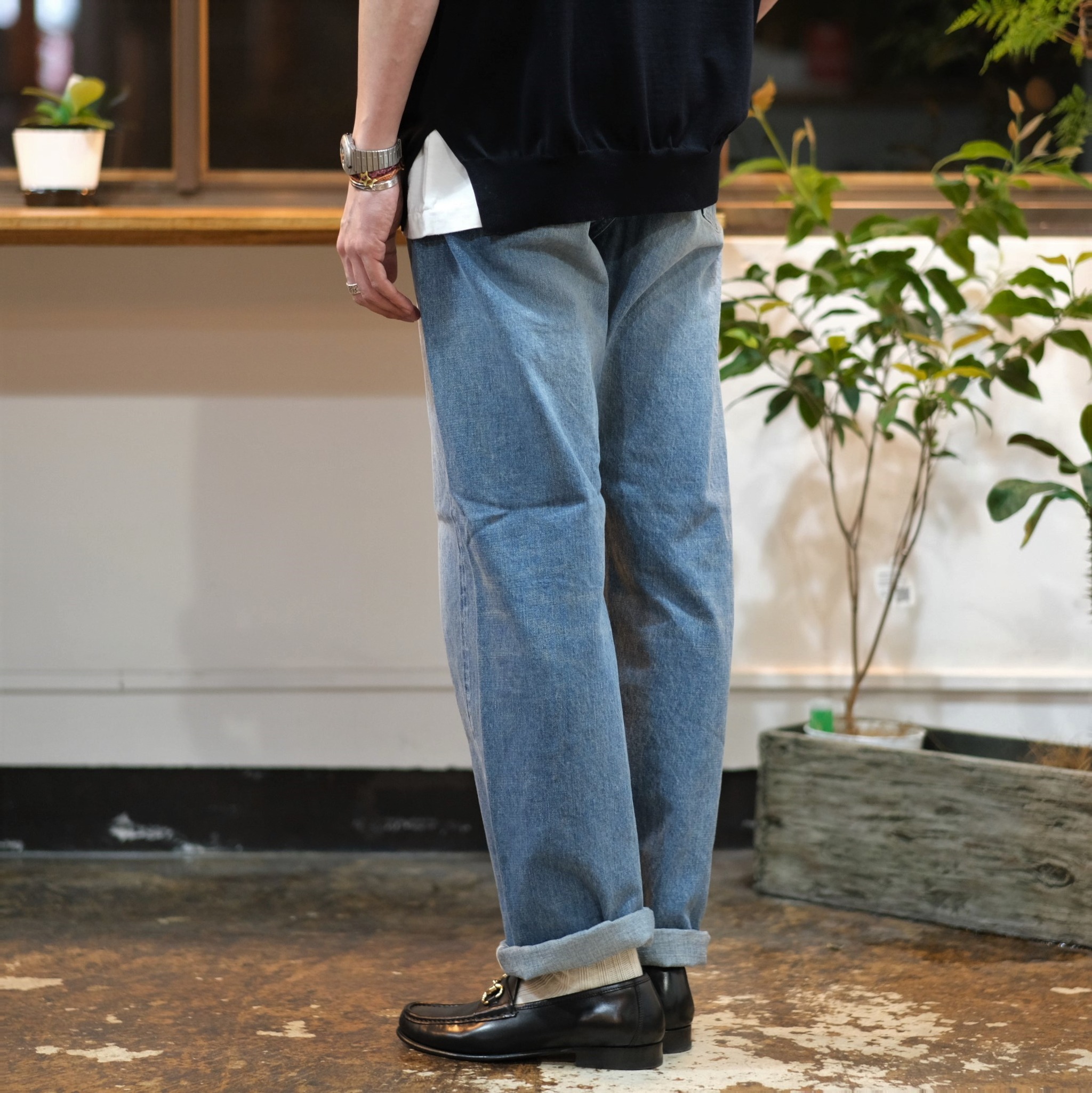 LENO【HOMME】LOOSE JEANS -FADE INDIGO- | roamers and seekers