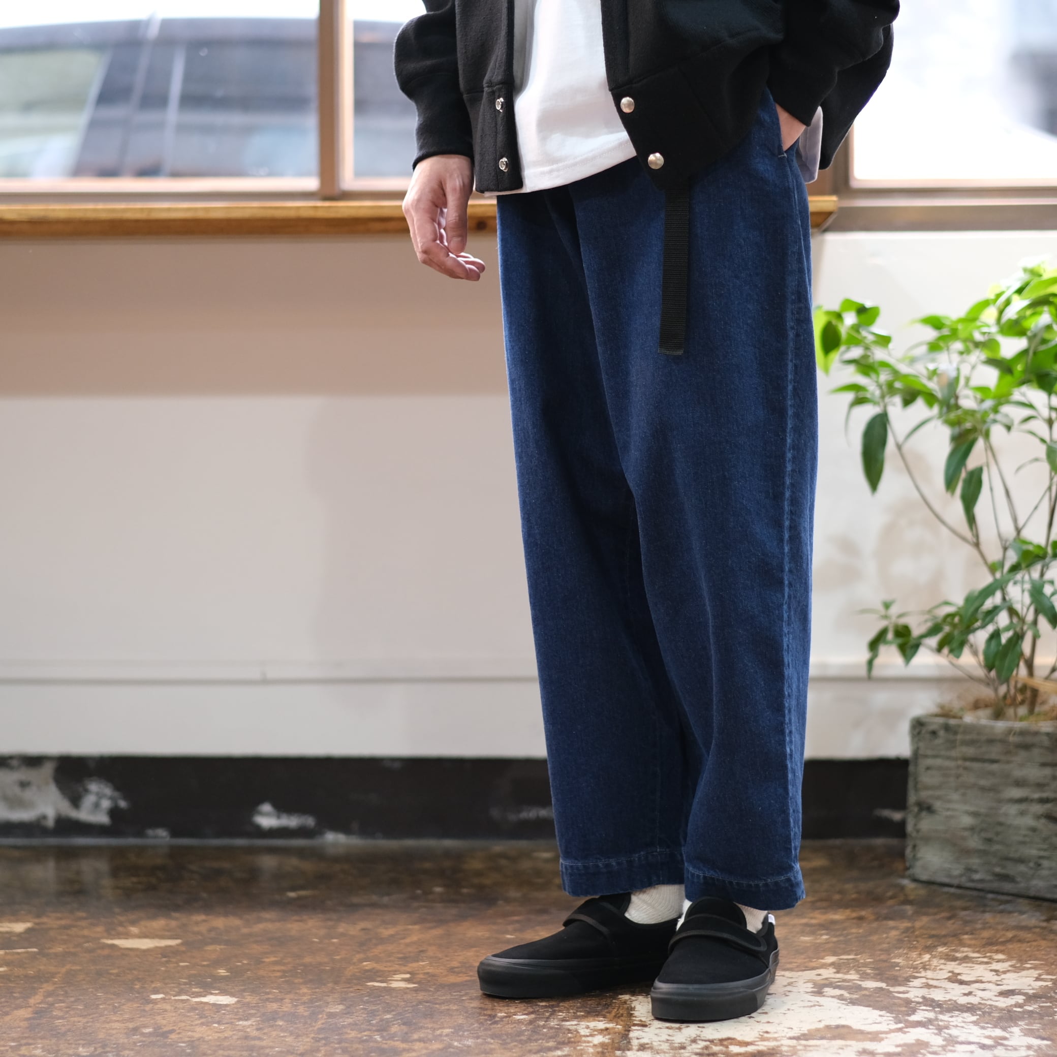 unfil cotton-denim wide tapered trousers | roamers and seekers 激安買い取り unfil■美品 21年 5ポケット ワイドテーパードパンツ デニム 4 デニム/ジーンズ
