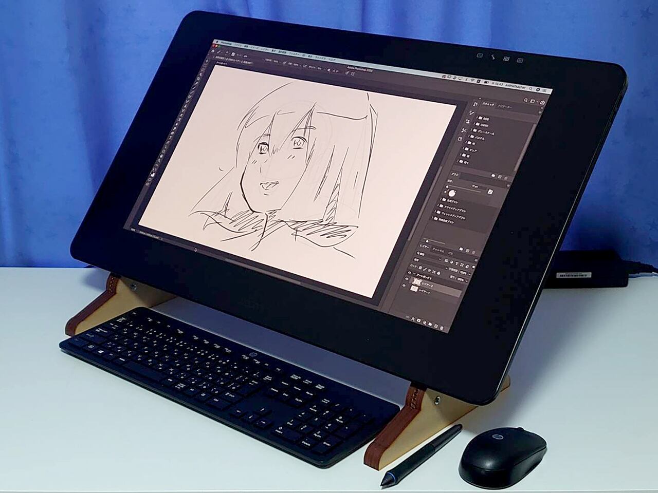 新発売！Cintiq Pro 24を90度に立てられるスタンドの販売開始です