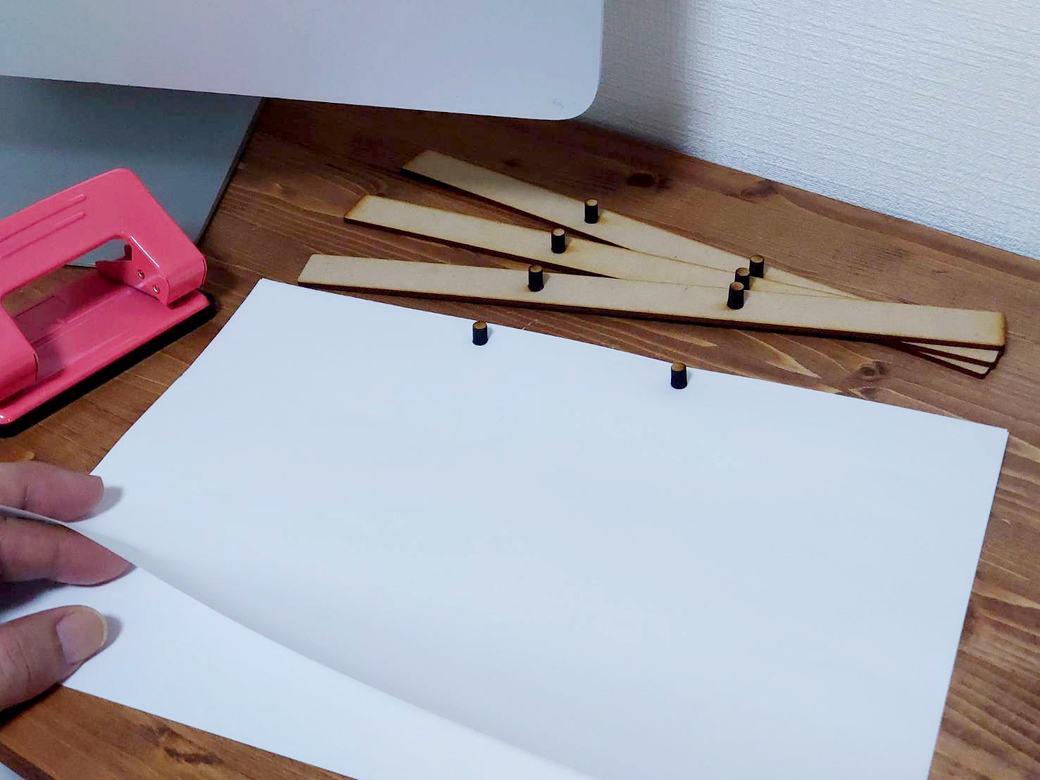 端材を使って アニメ作画用の2穴タップを作ってみた Mt West Studio