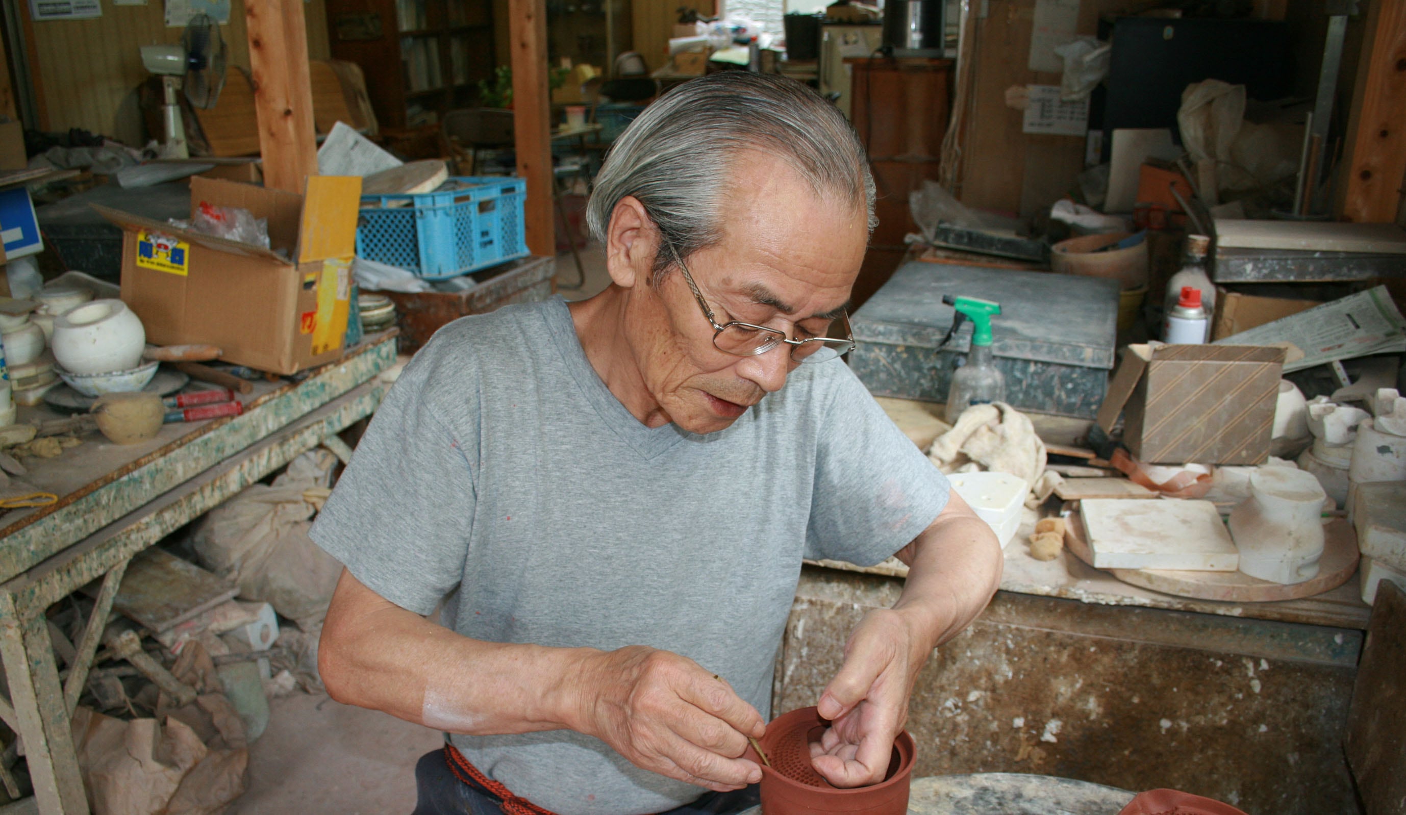 本当のお茶の魅力を伝えたい～急須の産地より「常滑焼 茶こしが