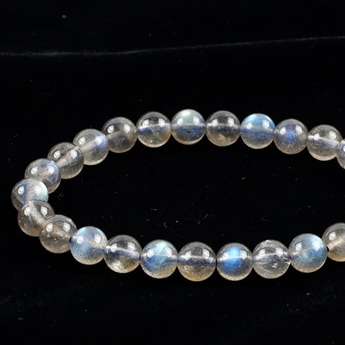 宇宙からやってきたパワーストーン隕石について | 天然石