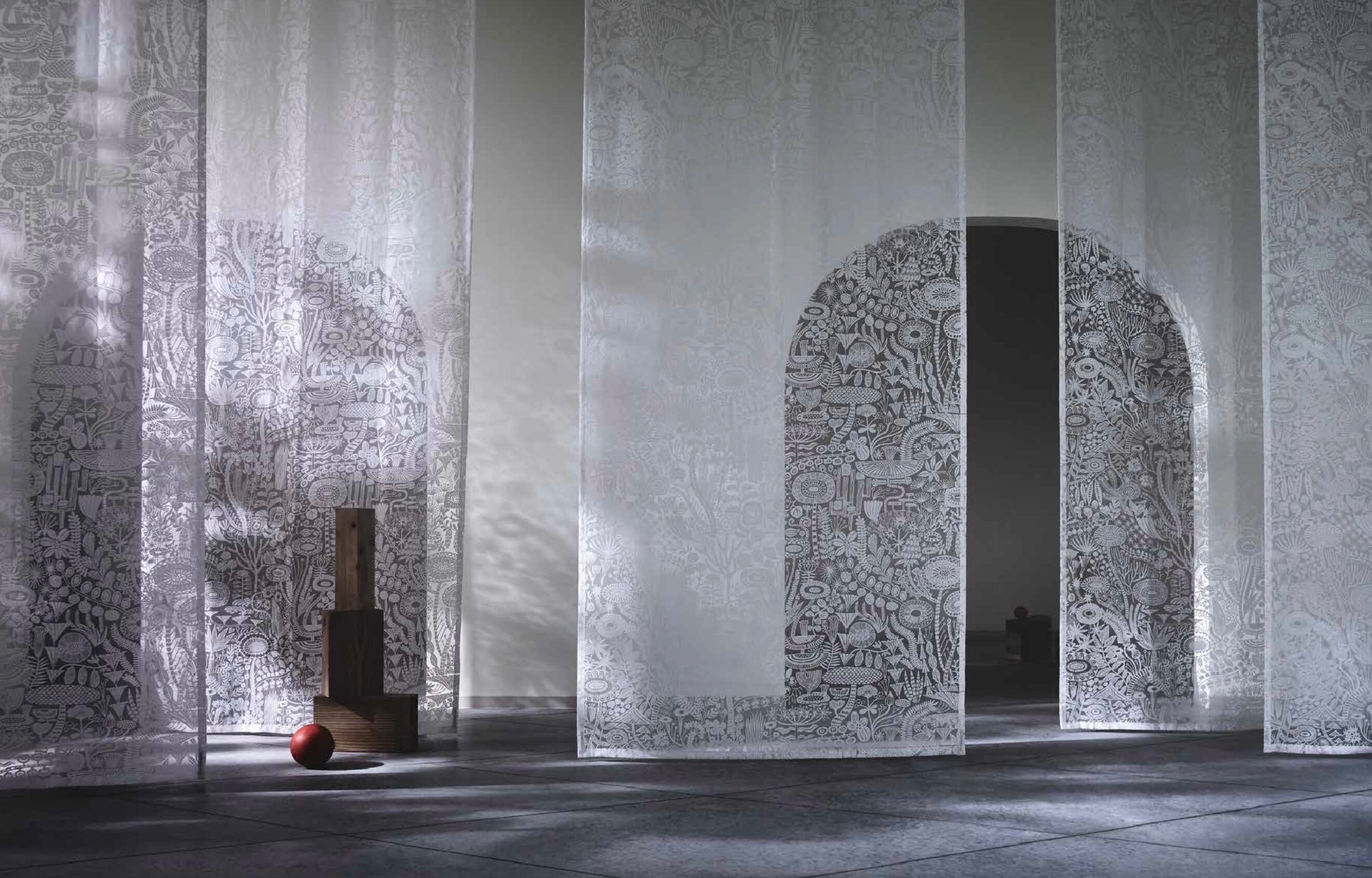 タペストリー | 新潟市のオーダーカーテンと輸入壁紙専門店｜レトフ