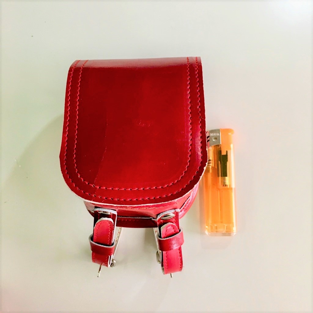 ミニチュアランドセルが完成しました 汚れ一つにしてもお客様にとっては大切な思い出の証です Tuda