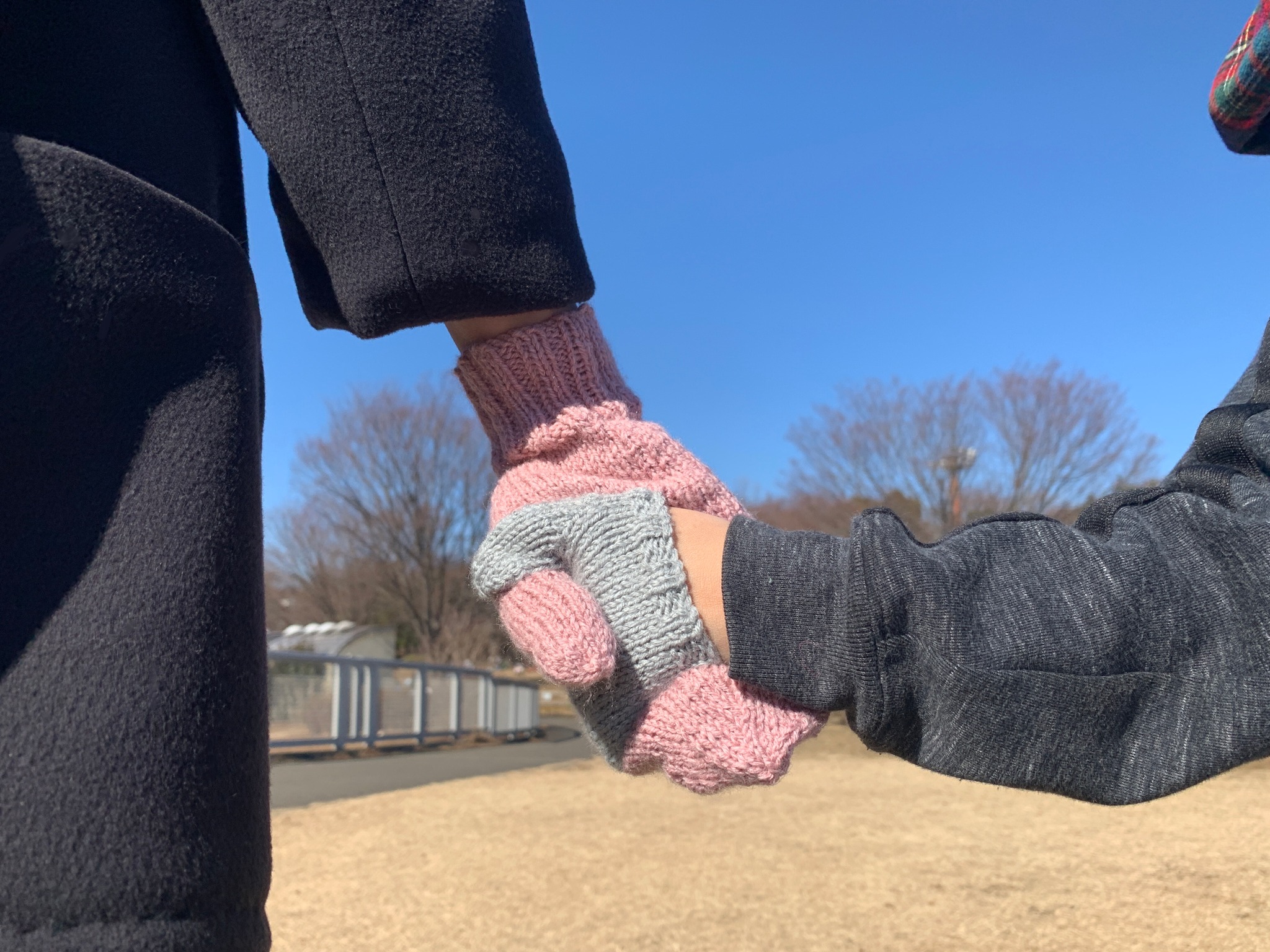 子どもと手をつなぎたくなる手袋 についてのお知らせ Cordelia