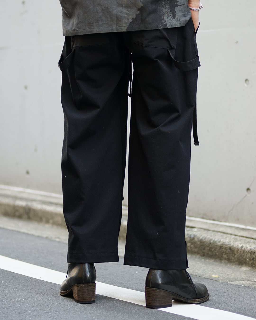 D.HYGEN 2way ストレッチテクニカルパンツ パンツ D.HYGEN (ディーハイゲン) 】長岡が大好きなパンツ | Clique Tokyo