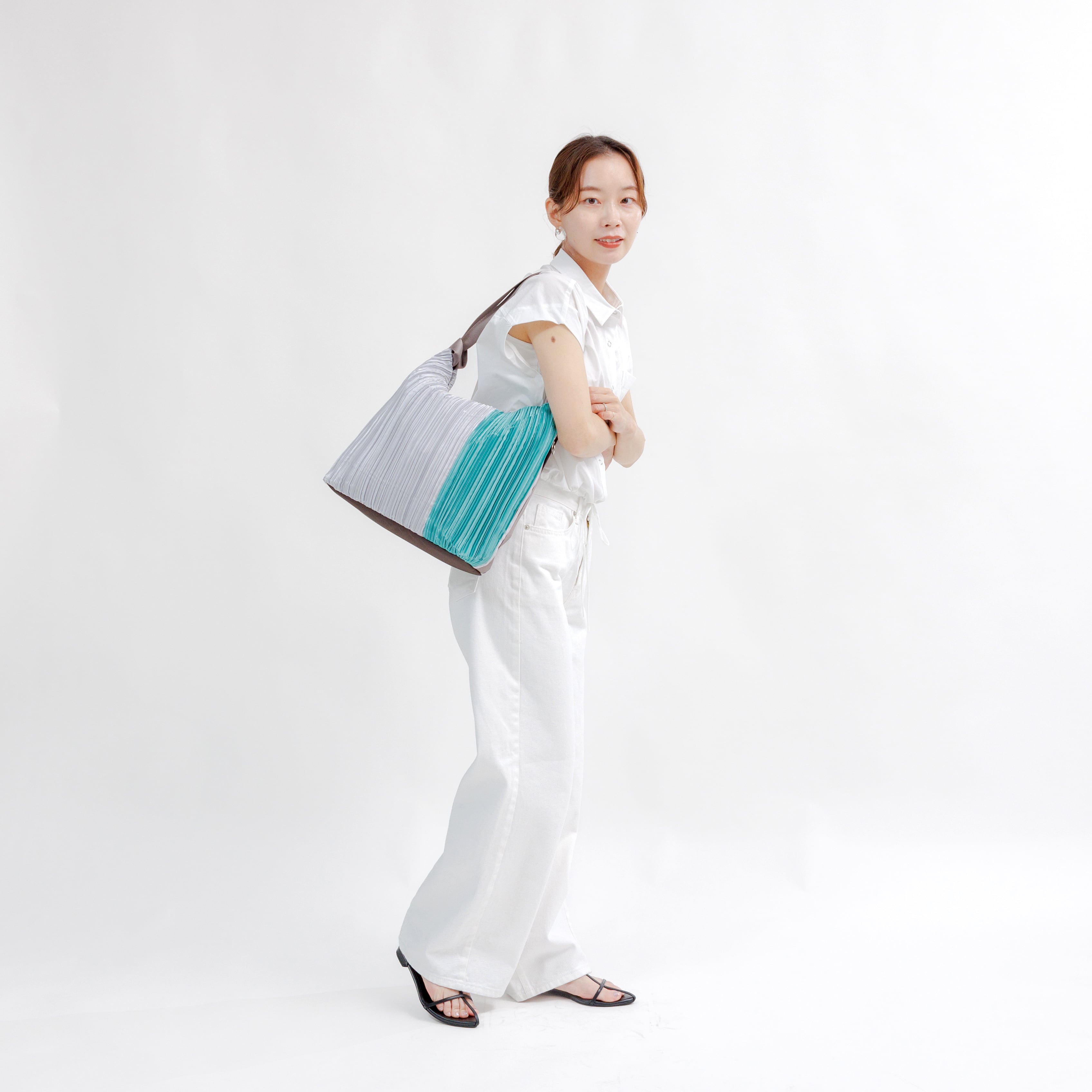 発売予告！【新発売】ディオニスの大人気バッグに新色登場！初夏らしさ