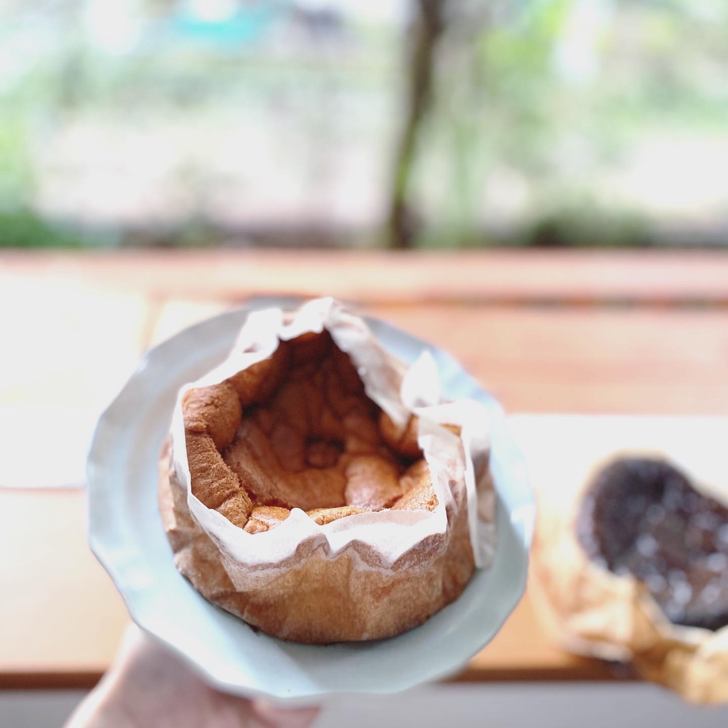 バスク風チーズケーキと台湾カステラ ミニホール のご予約スタートしました Bottega Mimosa